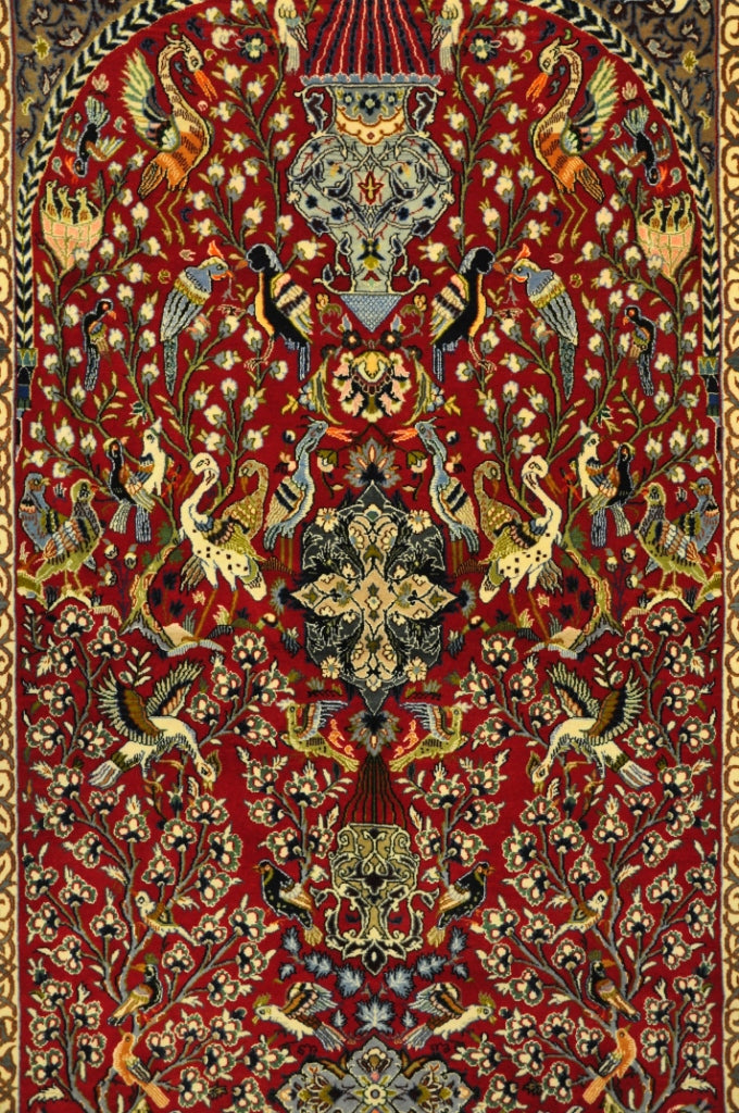 3.7 x 6.0 Fine Persian Esfahan  Prayer Rug  Animals #PIX-28996