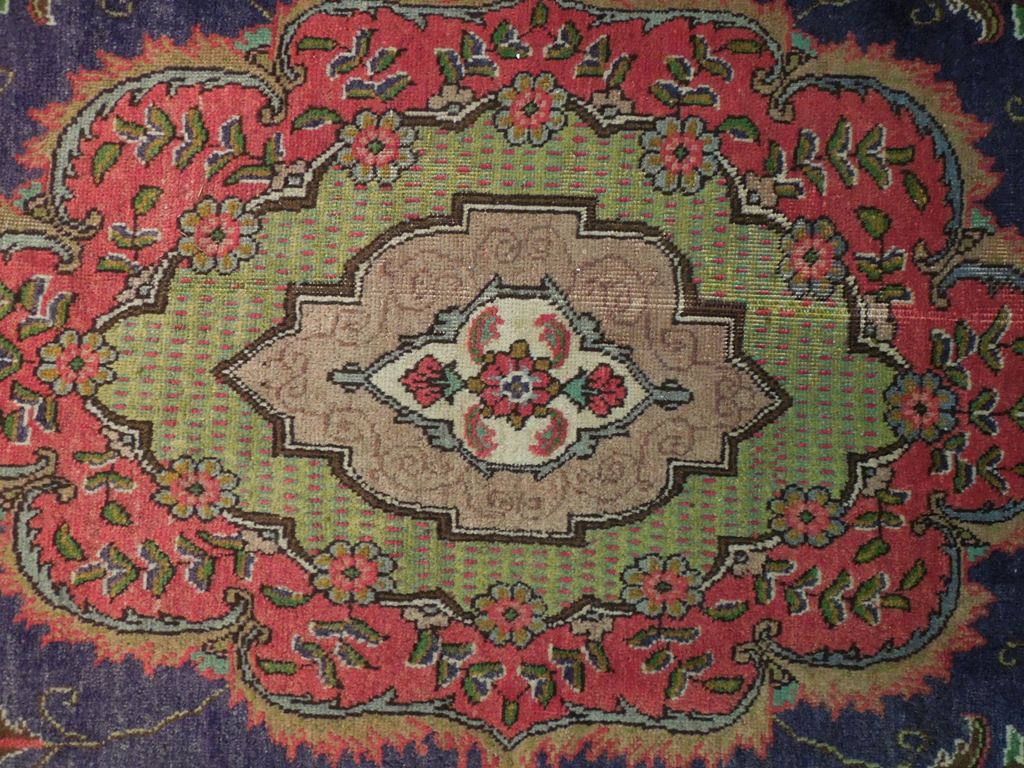 6.6 x 10 Persian Tabriz Wool Rug #B-72845