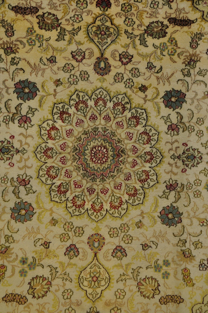 3 x 5  Silk Handmade Area Rug #PIX-28742