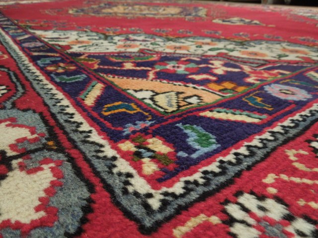 6.7 x 9.6 Persian Tabriz Rug Open Field #PIX-15490