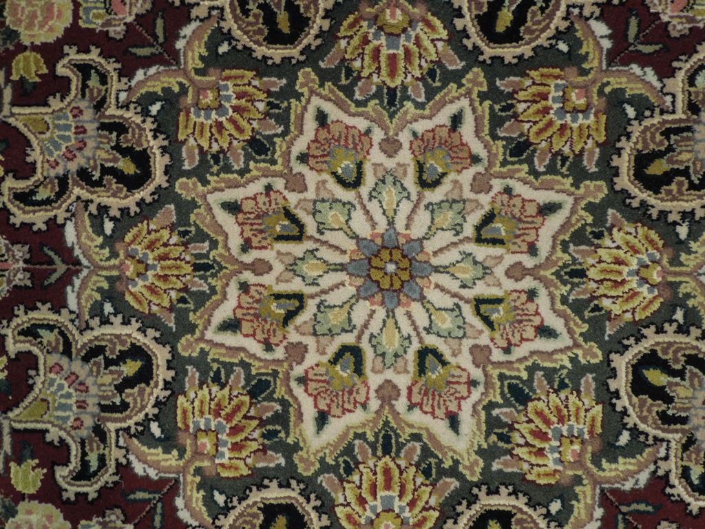 8.0 x 8.2 Feet ROUND Fine Hand-knotted #PIX-20849
