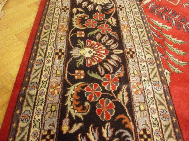 Luxurious-Handmade-Sarouk-Rug.jpg