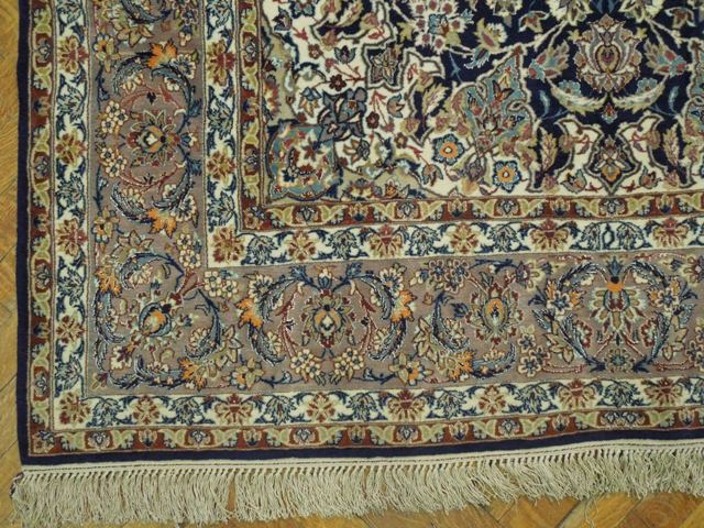 5.2 x 7.9 Authentic Persian Esfahan Rug Wool and Silk #PIX-16693
