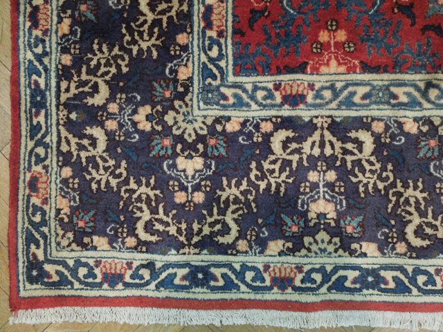 6.8 x 9.9 Persian Tribal Rug #PIX-15326a