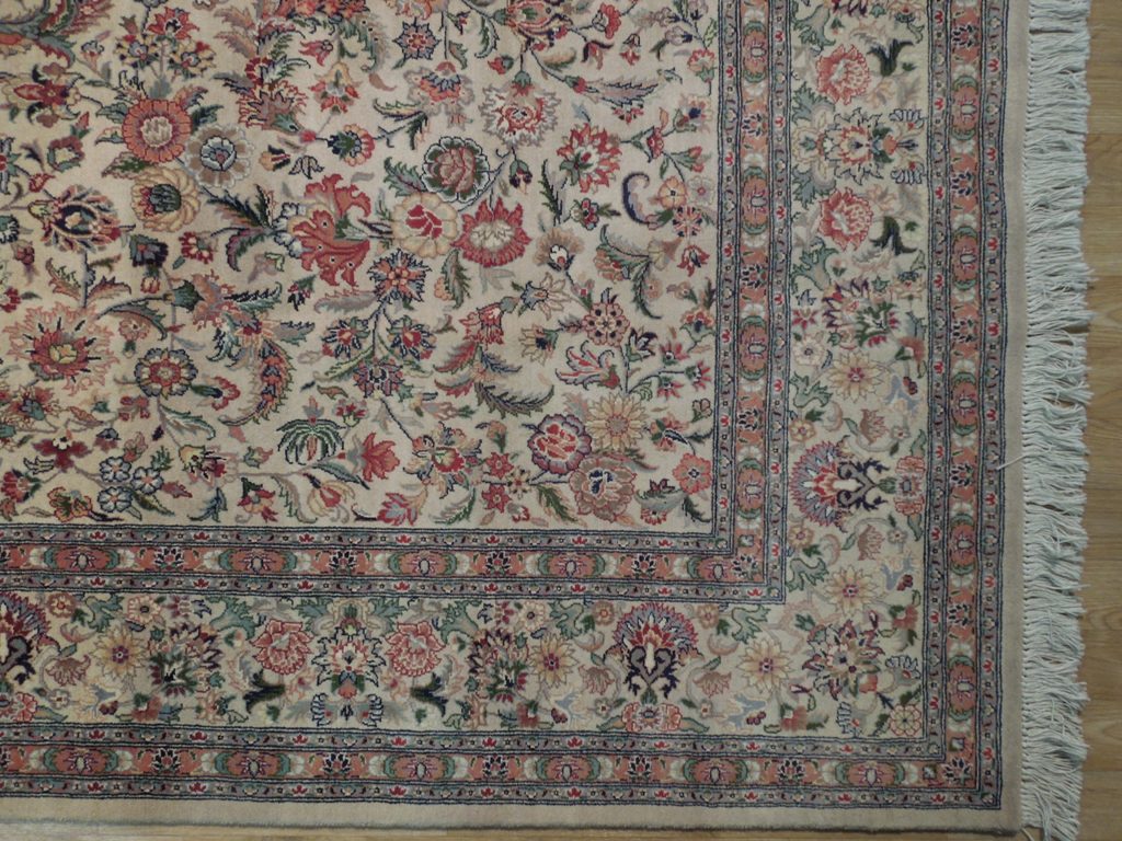 8 x 10.4 Fine Quality Hand-Knotted Rug Nice #PIX-18677