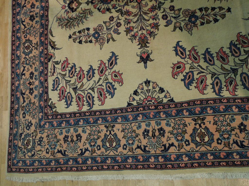 6.10 x 7.7 SQUARE Persian Sarouk Rug #B-72433