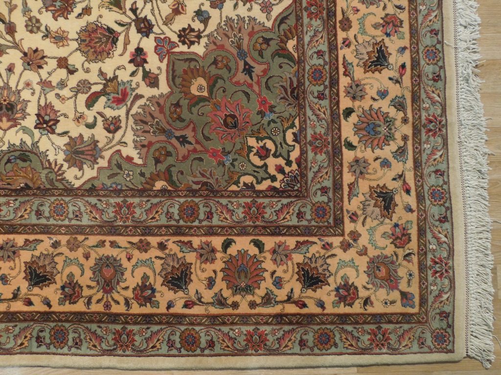 8.1 x 9.9 Authentic High Quality 400 KPSI Wool and Silk Persian Tabriz Rug IRAN  #PIX-18228