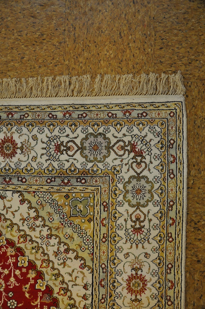 6 x 9 SILK Hand-Knotted Rug #PIX-27588