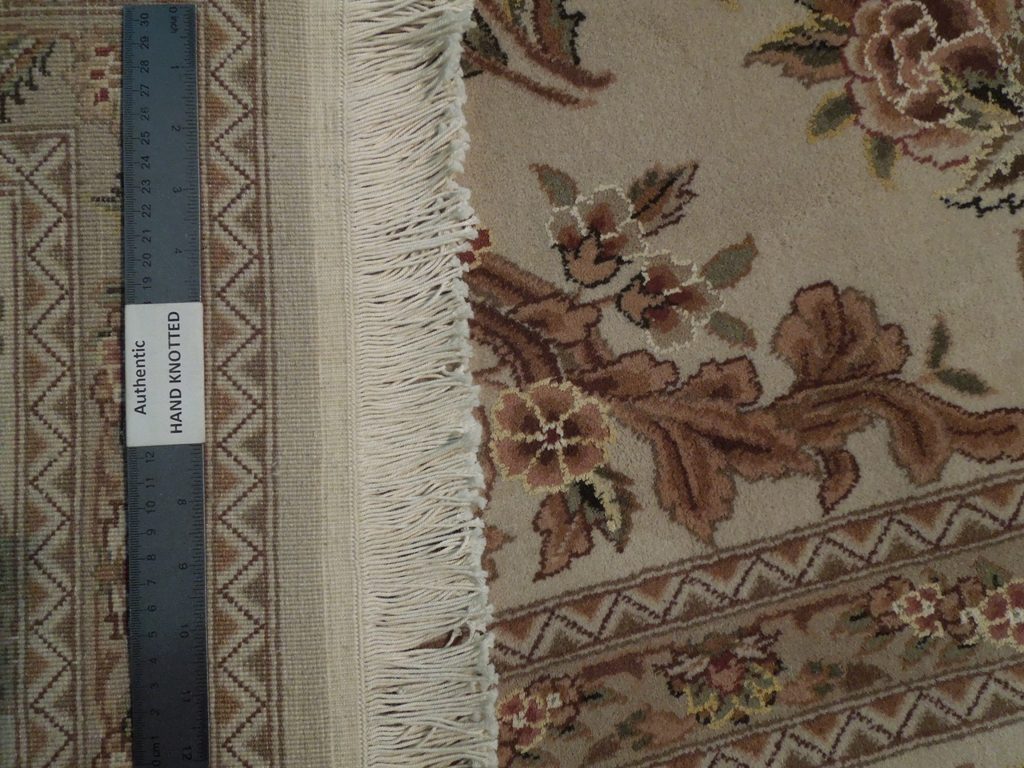 8 x 9.6 Quality Wool and Silk Hand-knotted beautiful Tabriz Rug #PIX-18633