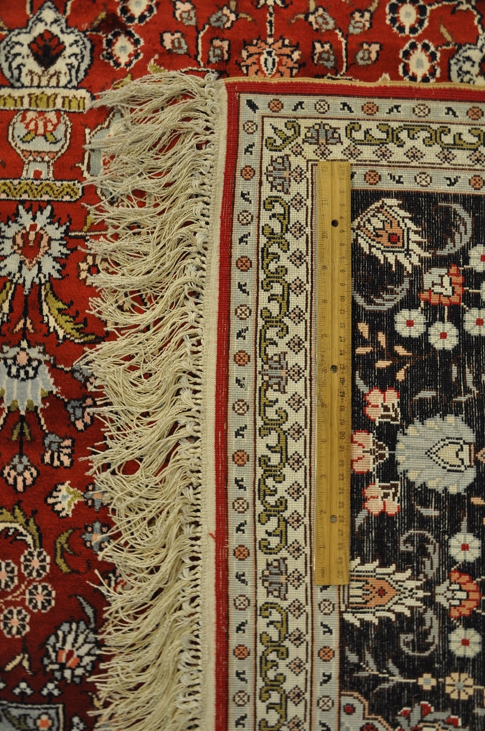 6 x 9 Traditional Hand-Knotted Silk Rug #PIX-27544