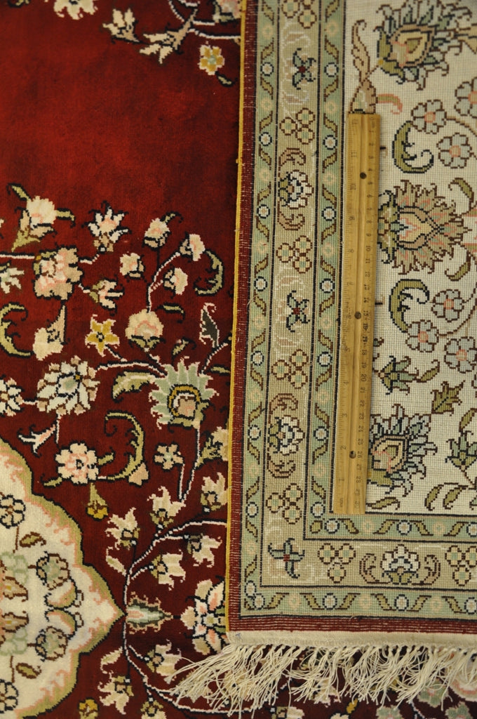 6 x 9 Classic Traditional Hand-Knotted Silk Area Rug #PIX-27542