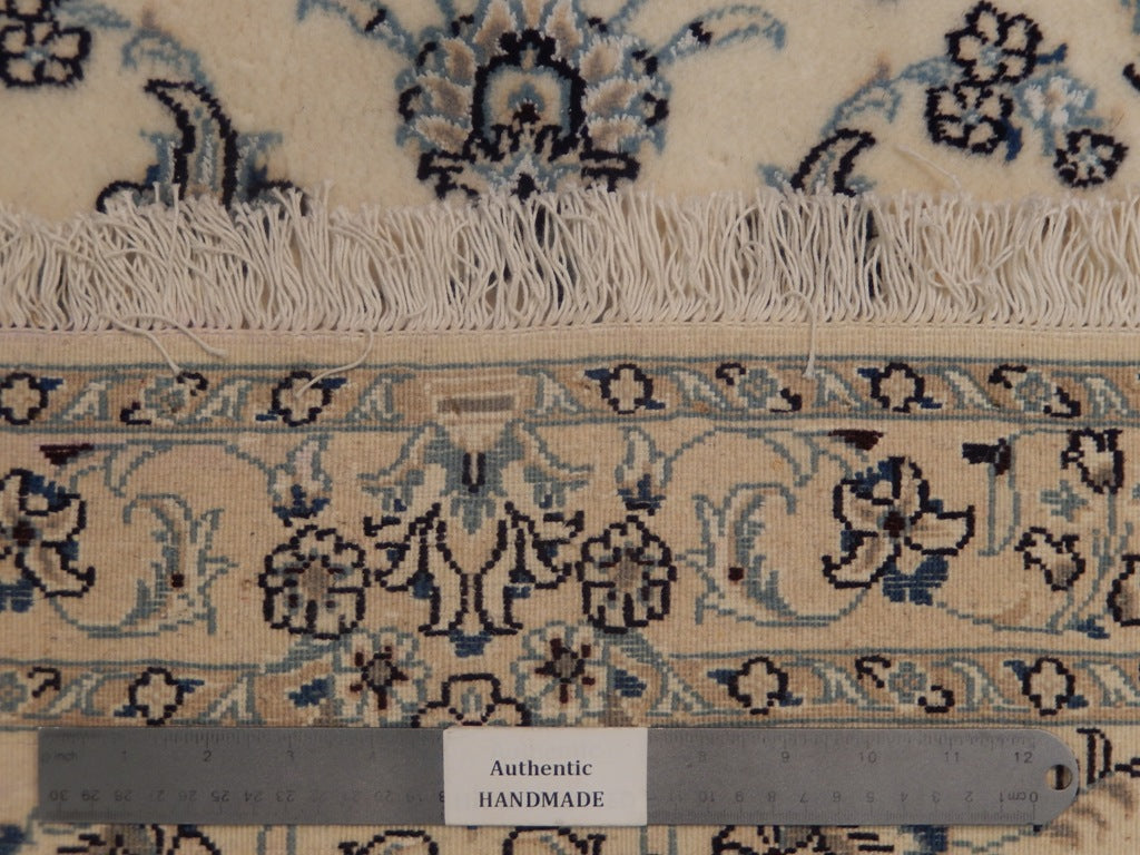 2.8 x 3.10 Persian Nain Rug Wool and Silk #PIX-23048