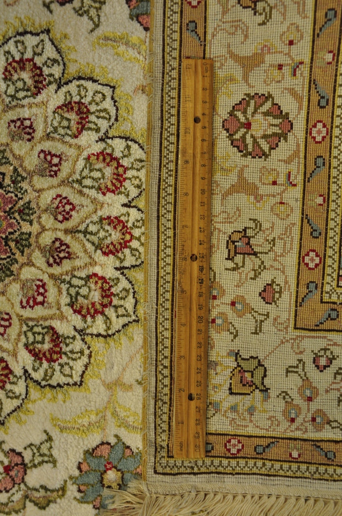 3 x 5  Silk Handmade Area Rug #PIX-28742