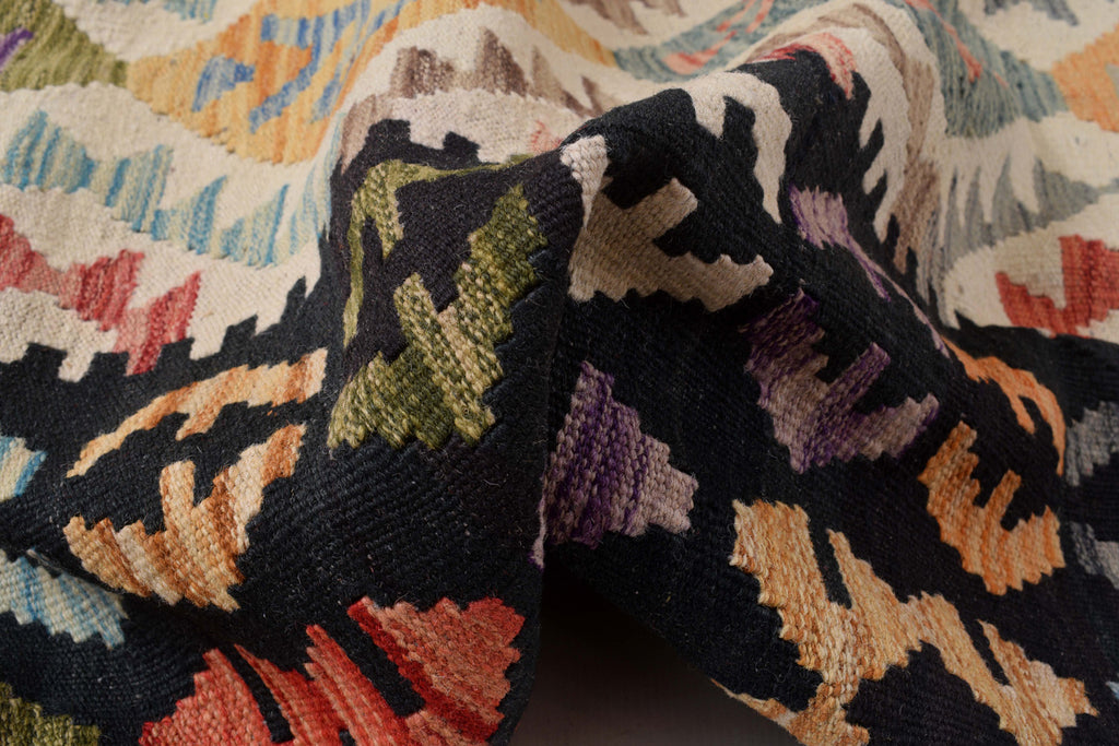 6.8 x 9.9 Kilim Natural Wool Vegetable Kilim Handmade Rug #P1015