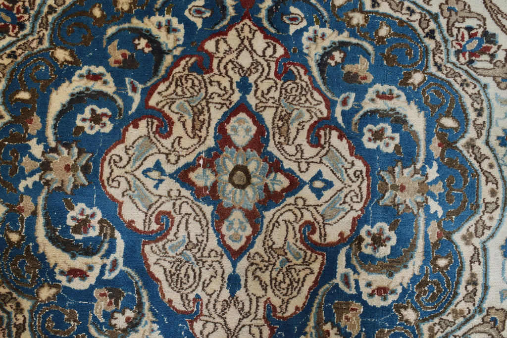 8.2 x 11.6 Persian Nain Rug #P1227
