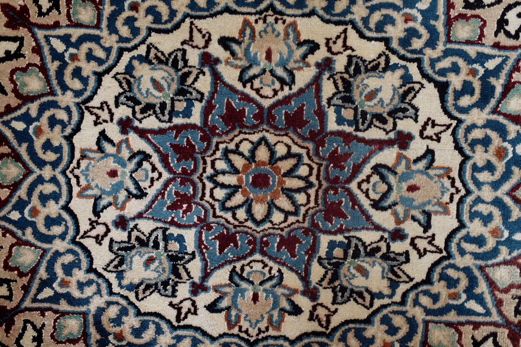 9.7 x 13 Persian Nain Rug #P1236