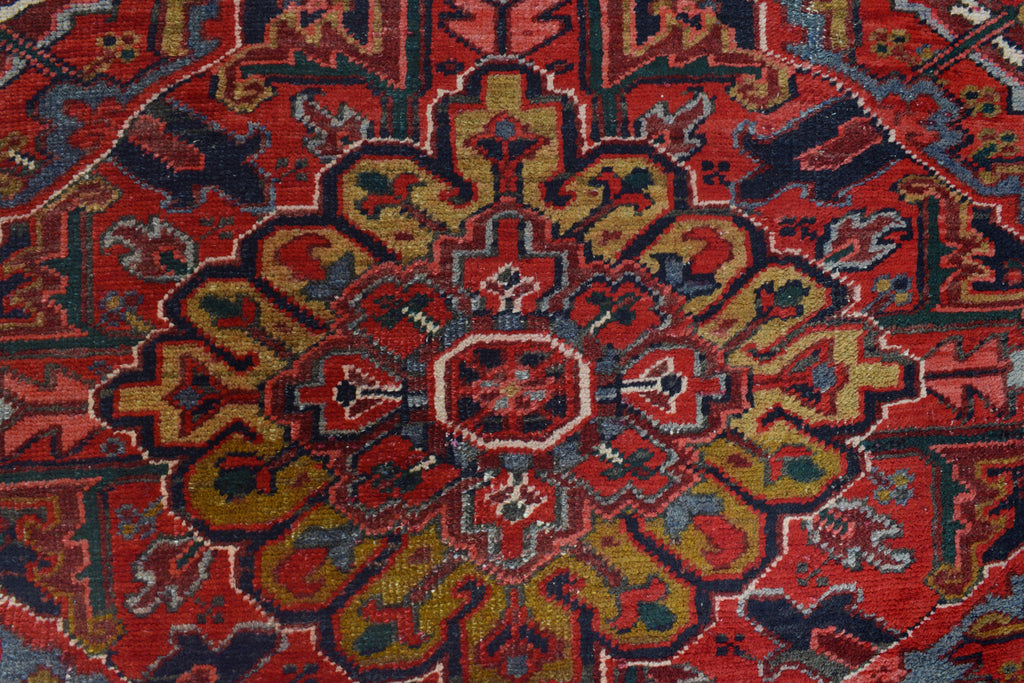 Luxurious-Authentic-Persian-Heriz-Rug.jpg
