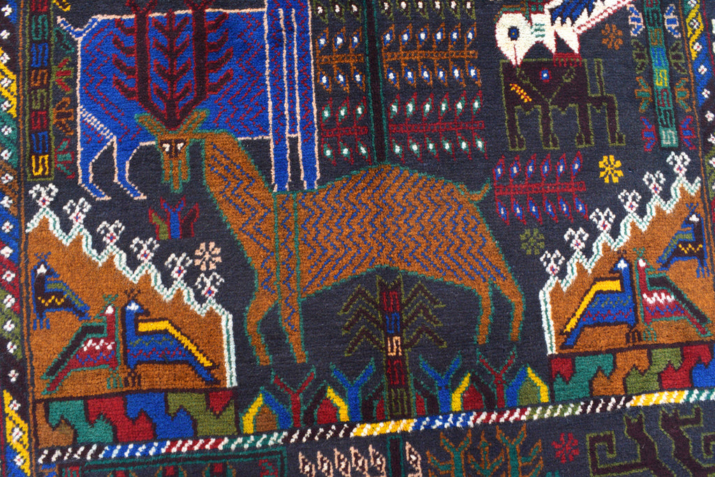 4.0 x 6.5 Primitive Pictorial Animal Motif handmade Wool Rug #SH1369