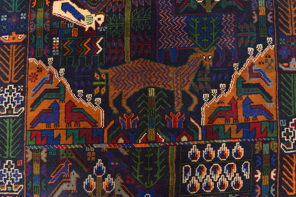 3.9 x 5.10 Pictorial Animals Handmade Wool Rug #SH1379