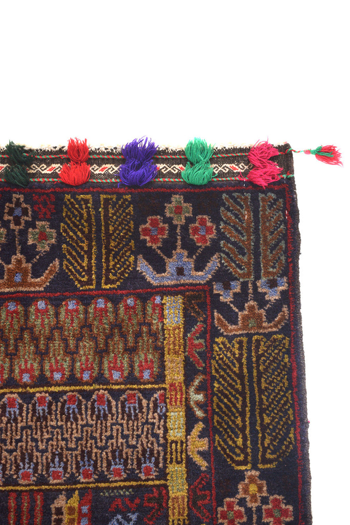 3.10 x 6.6 Exotic Pictorial Tribal Handmade Rug Animals #SH1385