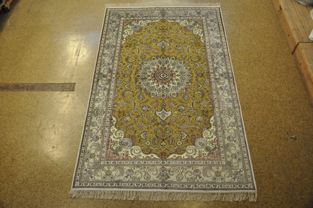 5 x 8 Hand-Knotted Wool Persian Traditional Artistic Rug 