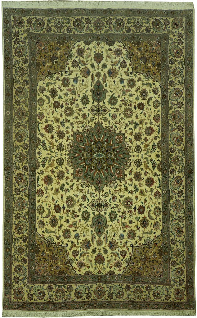 6.7 x 10 Fine Quality Persian Tabriz Rug 400 Kpsi