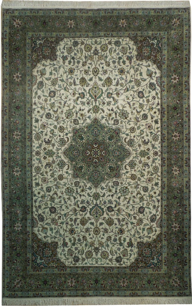 6.7 x 10 Fine Quality Persian Wool and Silk Tabriz Rug 400 KPSI #PIX-18144