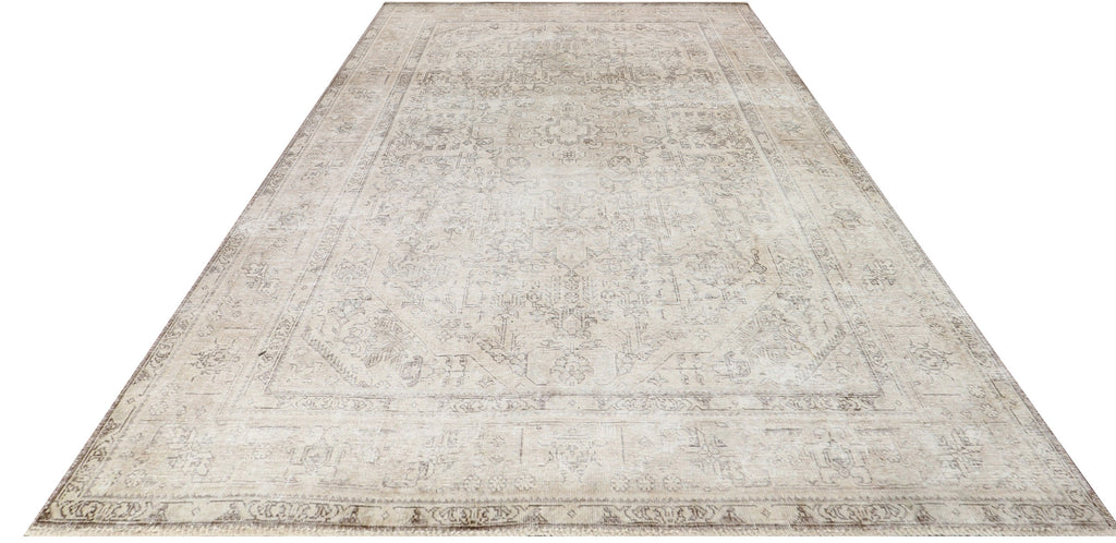 6' x 9' Vintage Hand-knotted Persian Rug Neutral TAUP Light Gray Distressed carpet Pre-Owned PK128