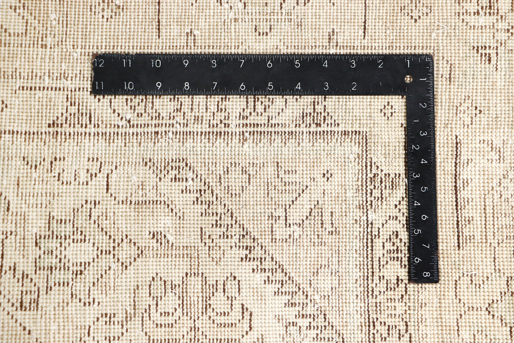 6' x 9' Vintage Hand-knotted Persian Rug Neutral TAUP Light Gray Distressed carpet Pre-Owned PK128