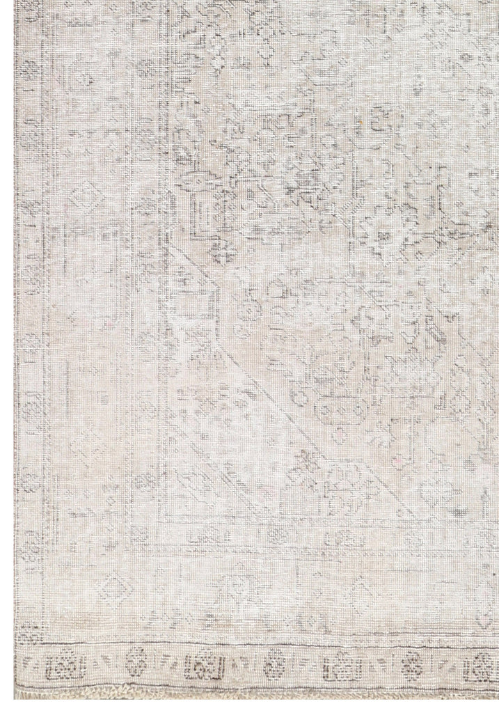 6' x 9' Vintage Hand-knotted Persian Rug Light Gray distressed Pre-Owned PK129