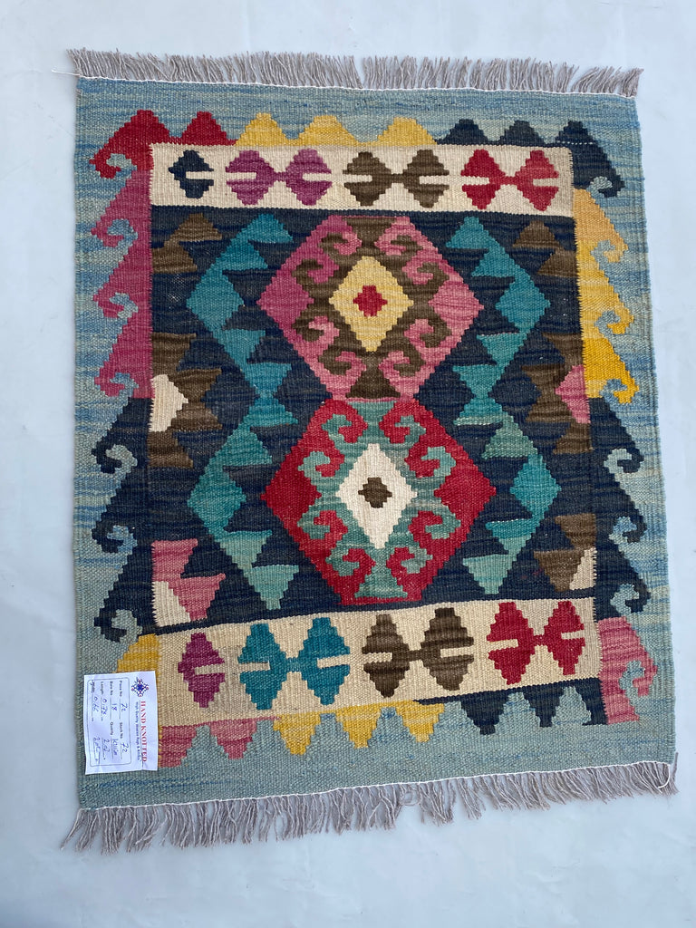 Luxurious-Handwoven-Kilim-Rug.jpg 