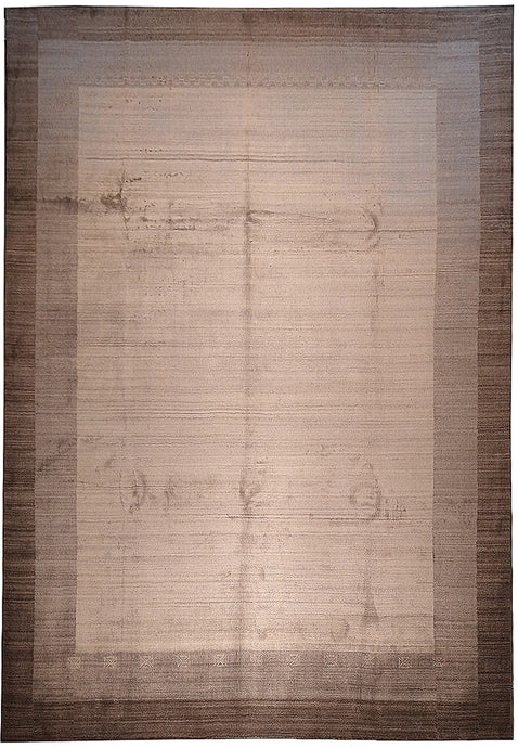 Luxurious-Authentic-Modern-Rug.jpg
