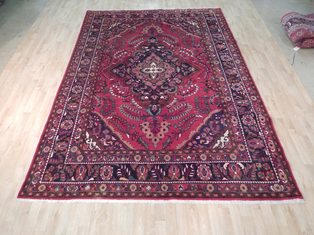 Authentic-Persian-Sarouk-Rug.jpg
