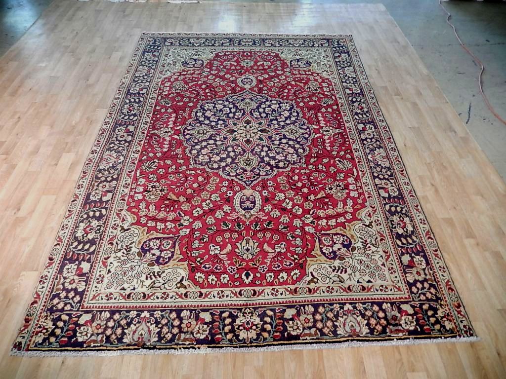 6.8 x 9.11 Red Semi-Antique Persian Sarouk Rug 72097