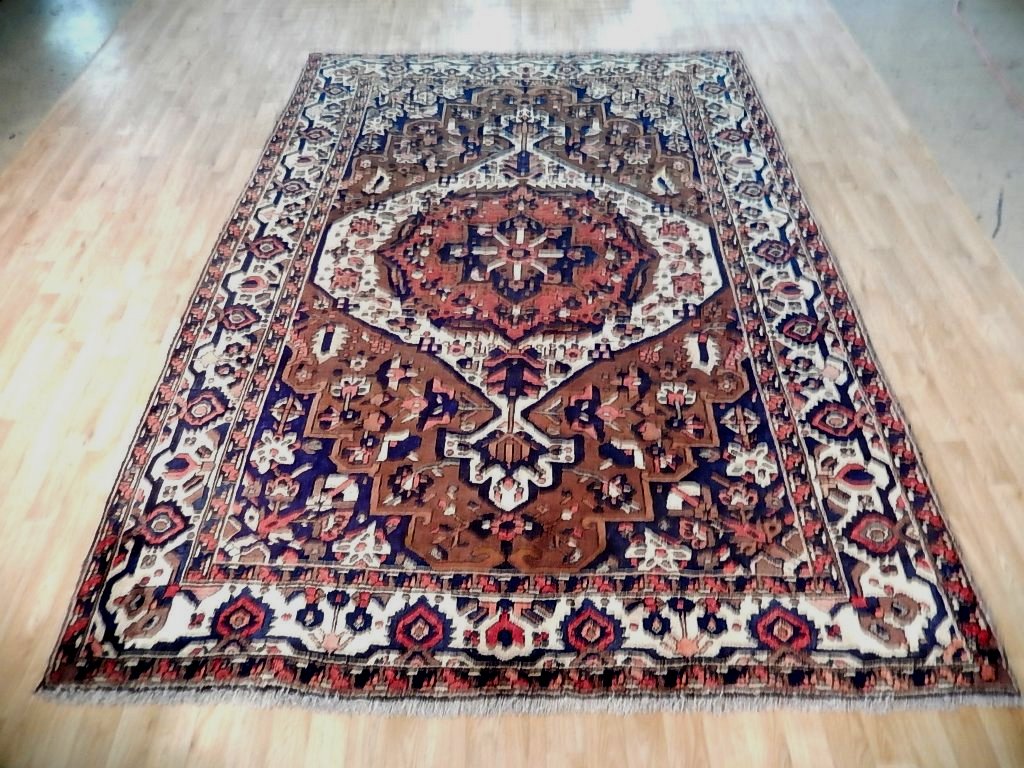 6.11 x 9.11 Orange Red Semi-Antique Persian Bakhtiari Rug #B-72102