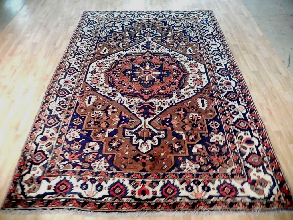 6.11 x 9.11 Orange Red Semi-Antique Persian Bakhtiari Rug #B-72102