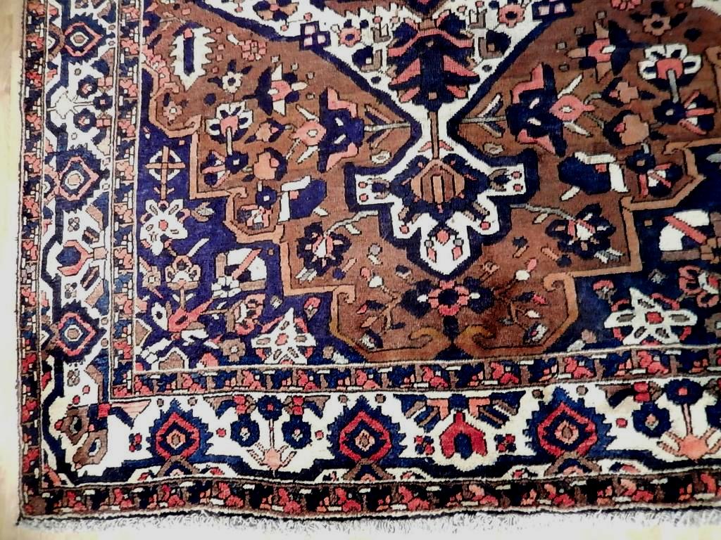 6.11 x 9.11 Orange Red Semi-Antique Persian Bakhtiari Rug #B-72102