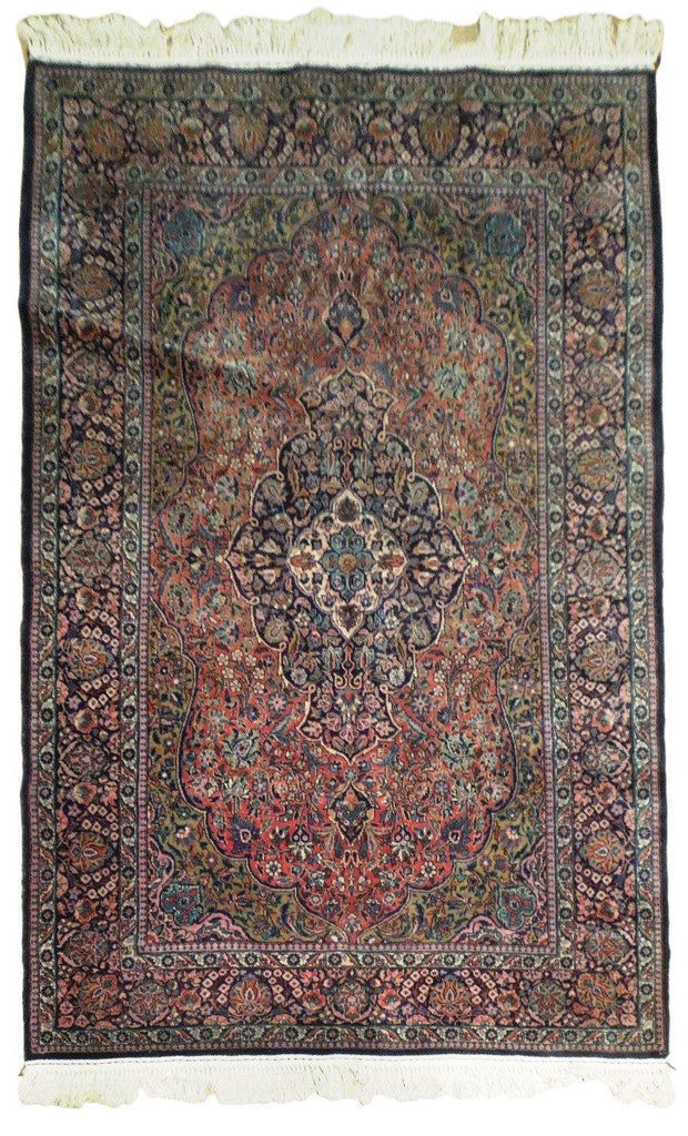 5x7 Authentic Hand-Knotted Antique Persian Kashan Rug - Iran - bestrugplace