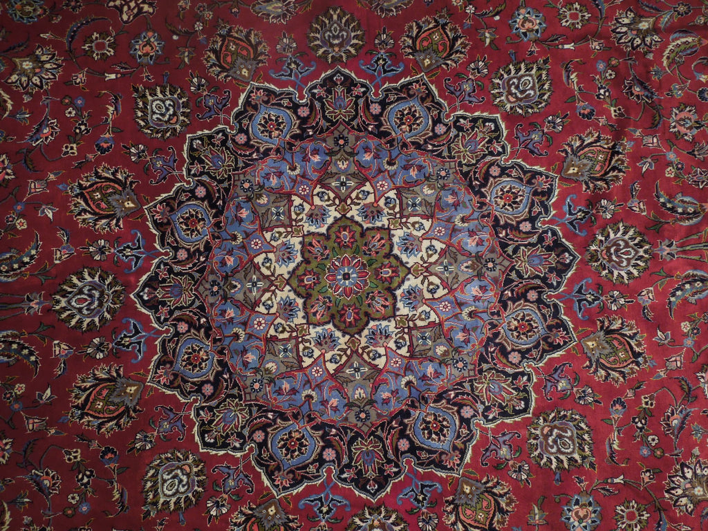 Luxurious-Fine-Quality-Persian-Tabriz-Rug.jpg 