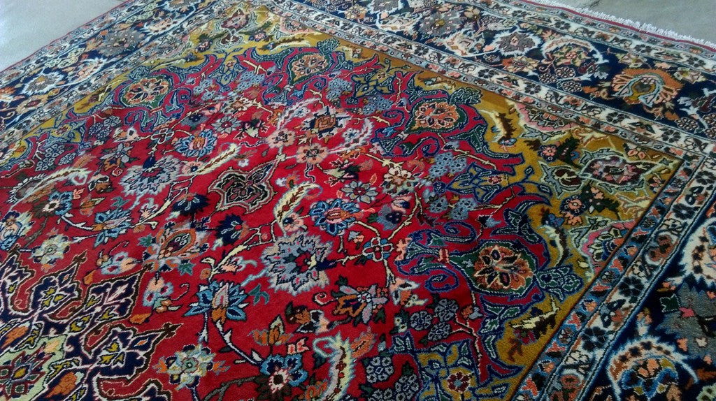 Traditional-Persian-Najafabad-Esfahan-Rug.jpg