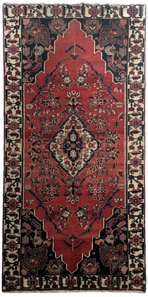 5.7 x 10.4 Persian Hamadan Rug 81781