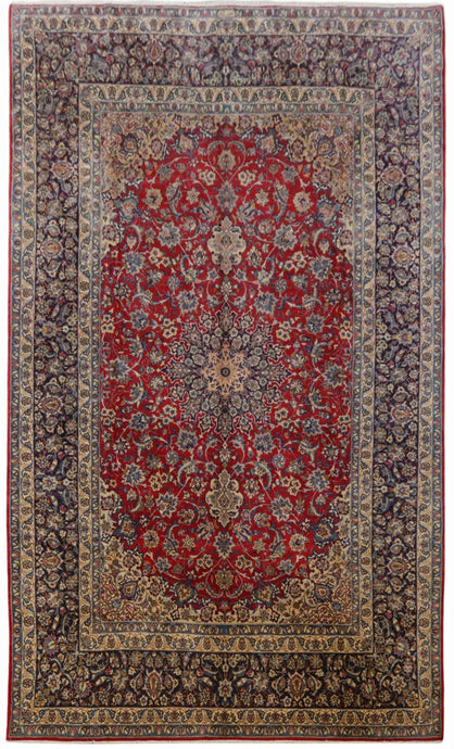 Traditional-persian-design-signed-isfahan-rug.jpg