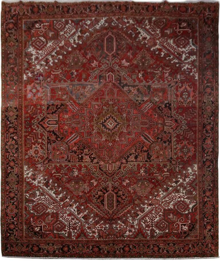 Luxurious-Persian-Heriz-Rug.jpg