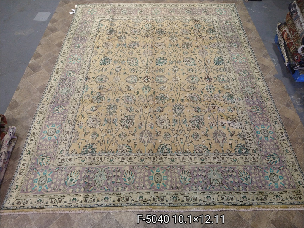 Luxurious-Authentic-Persian-Tabriz-Rug.jpg