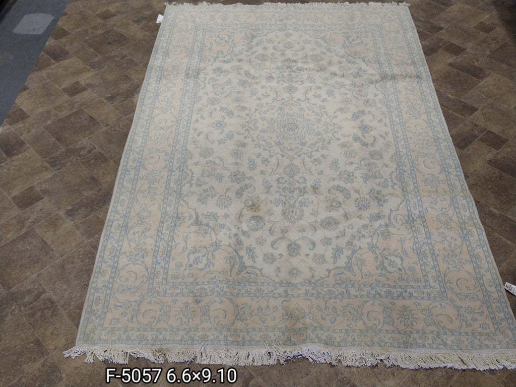 Luxurious-Persian-Tabriz-Rug.jpg 
