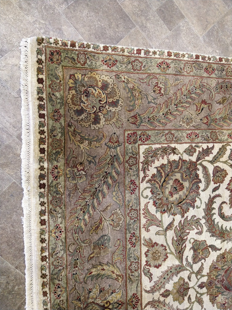 Luxurious-Authentic-Jaipour-Rug.jpg
