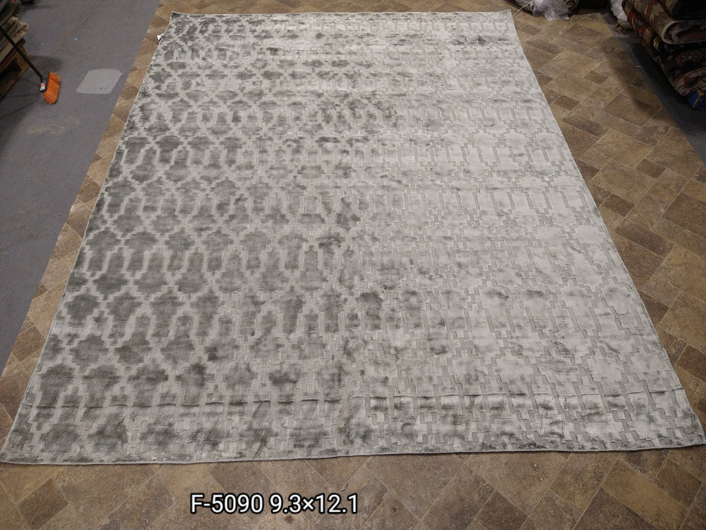 Luxurious-Authentic-Contemporary-Rug.jpg