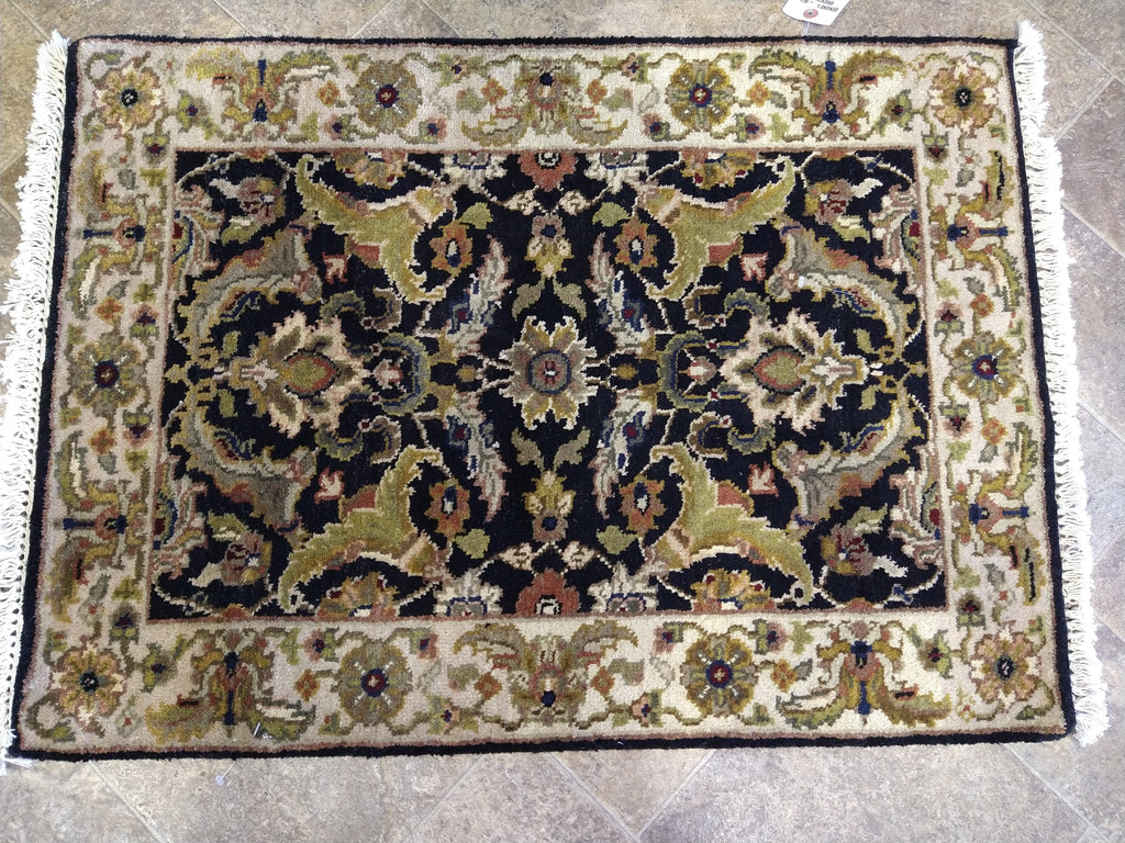 Traditional-Hand-knotted-Jaipour-Rug.jpg 