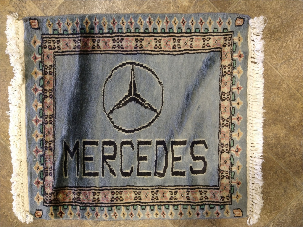 2' x 2'  MERCEDES BENZ MAT RUG #5247