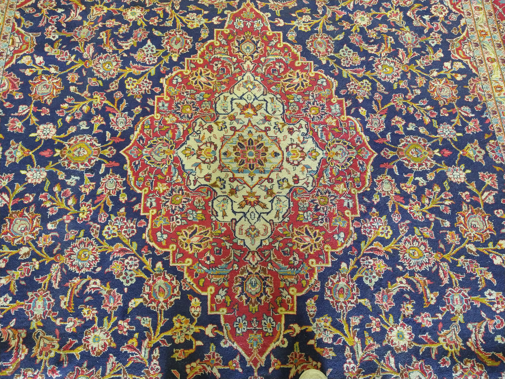 Classic-Traditional-Persian-Kashan-Rug.jpg